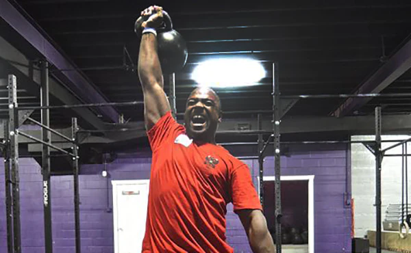 Den RKC Kettlebell Snatch Test bestehen