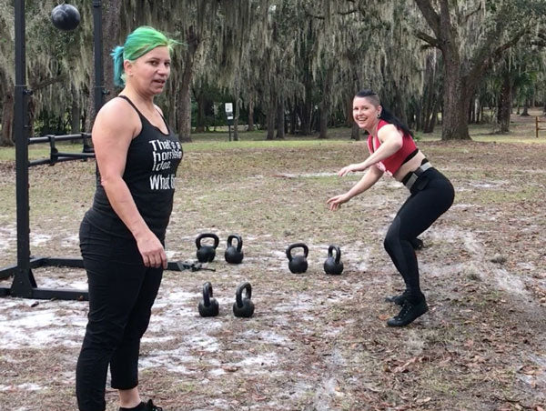 Laurel Blackburn und Adrienne Harvey Diy Fitness