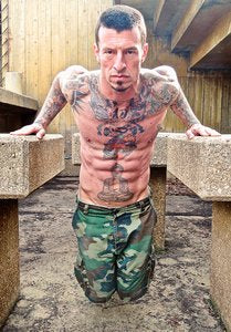 Danny Kavadlo ab Training Dips