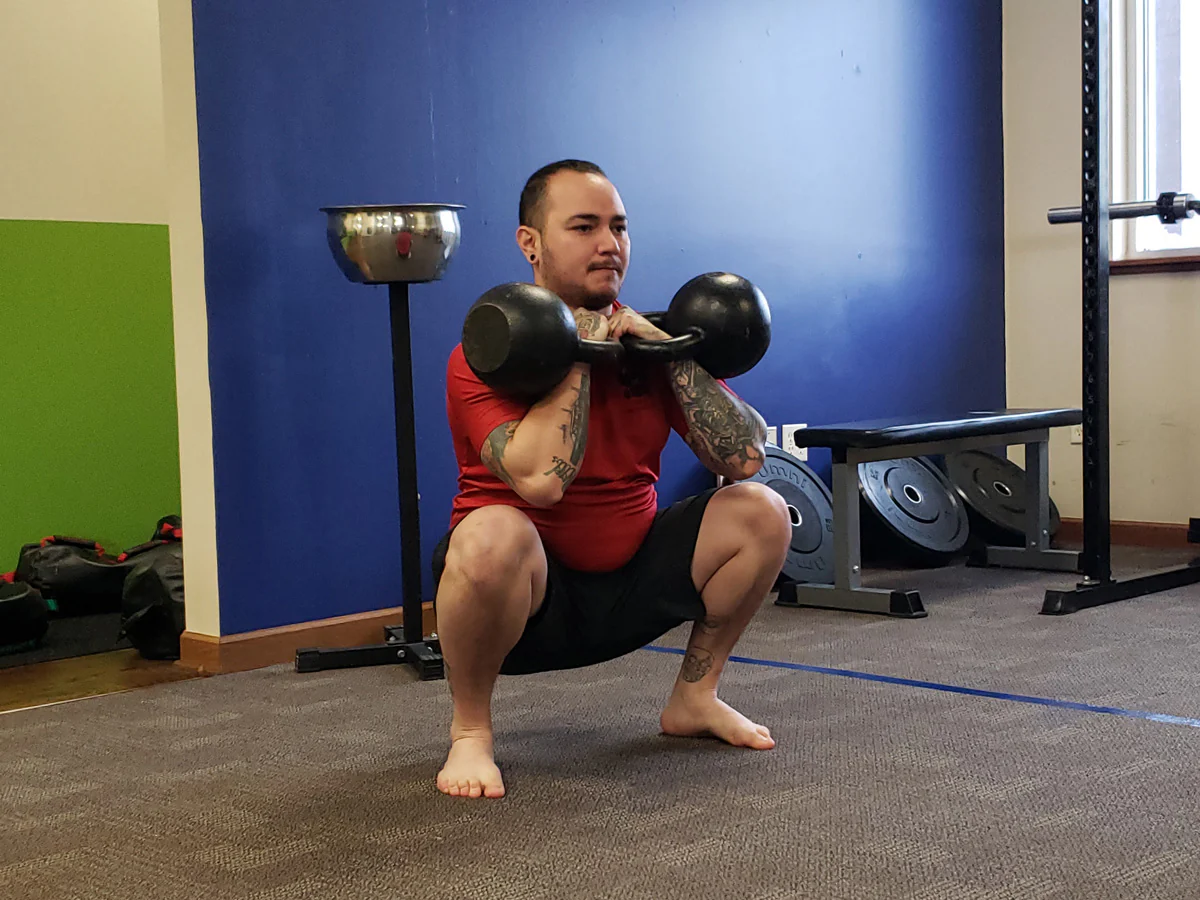 William Sturgeon Doppelte Kettlebell Frontkniebeuge