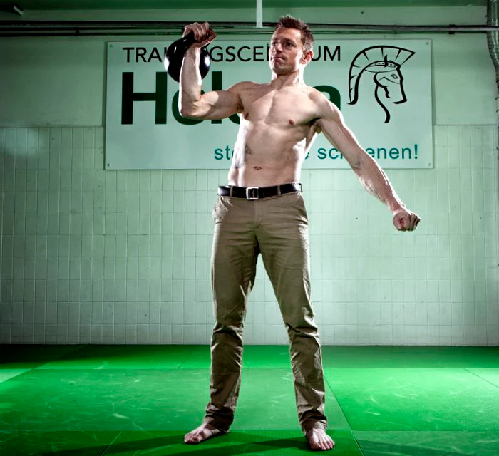 Martijn Bos Kettlebell Press
