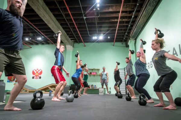 Nick Lynch Group Workout Kettlebell Jerks