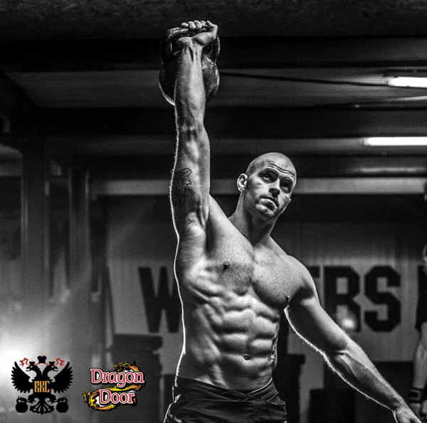 Maciej Bielski kettlebell press