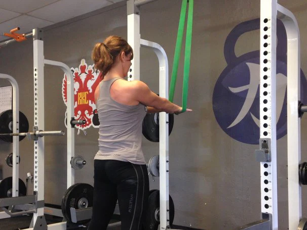 Robin Sinclear Standing Band Plank